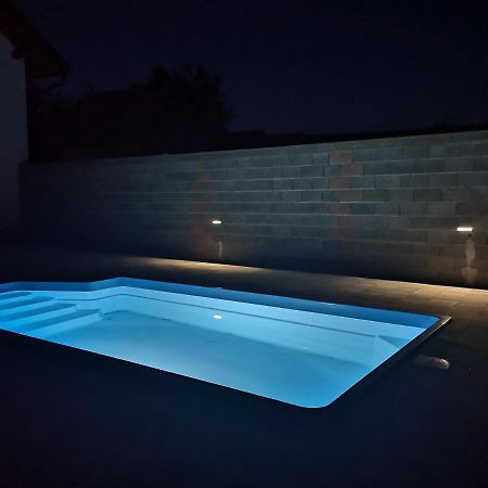 Yosefsfeld Bed & Breakfast Kutjevo Luaran gambar