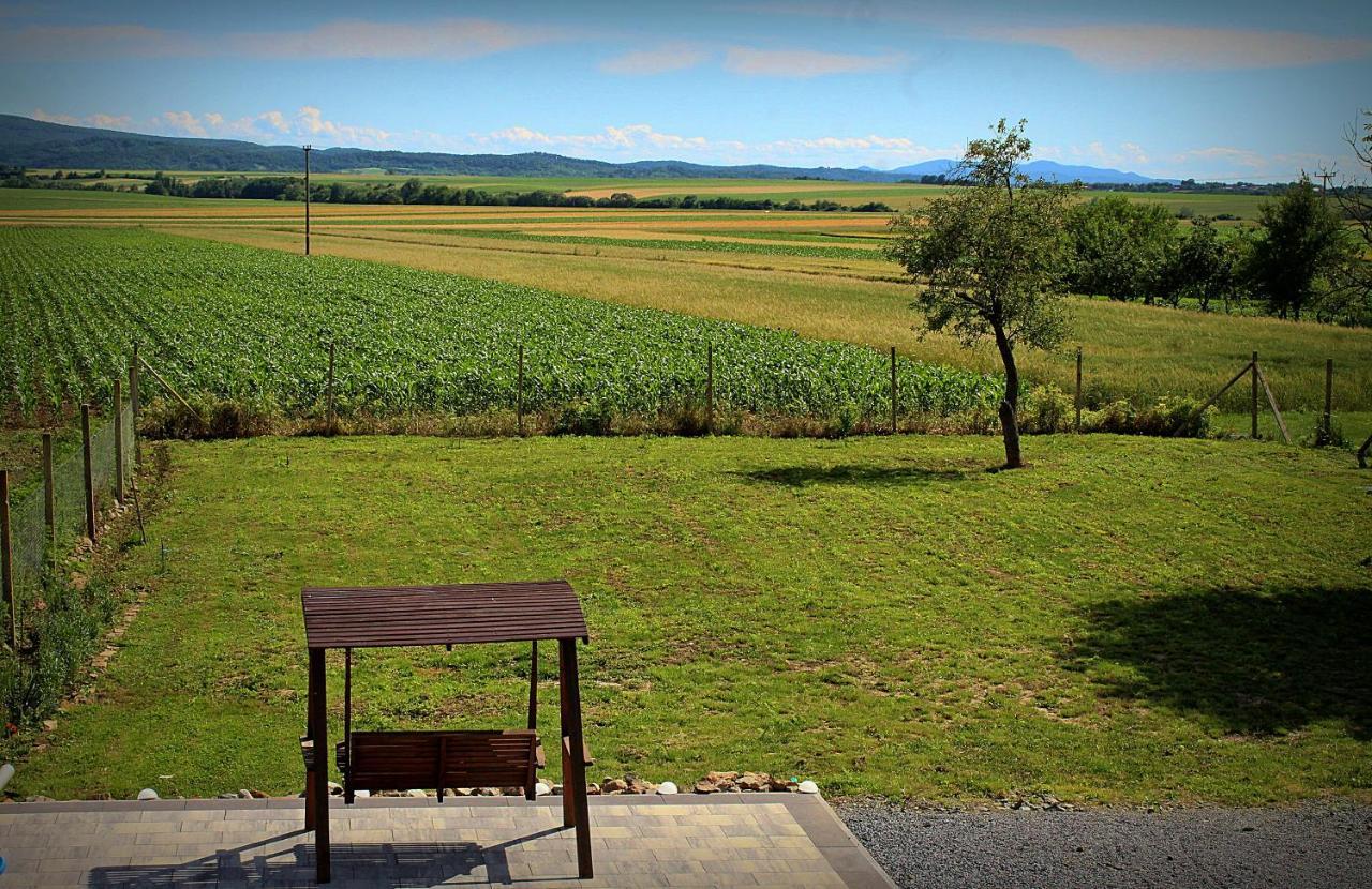Yosefsfeld Bed & Breakfast Kutjevo Luaran gambar