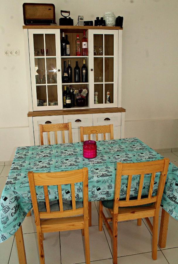 Yosefsfeld Bed & Breakfast Kutjevo Luaran gambar