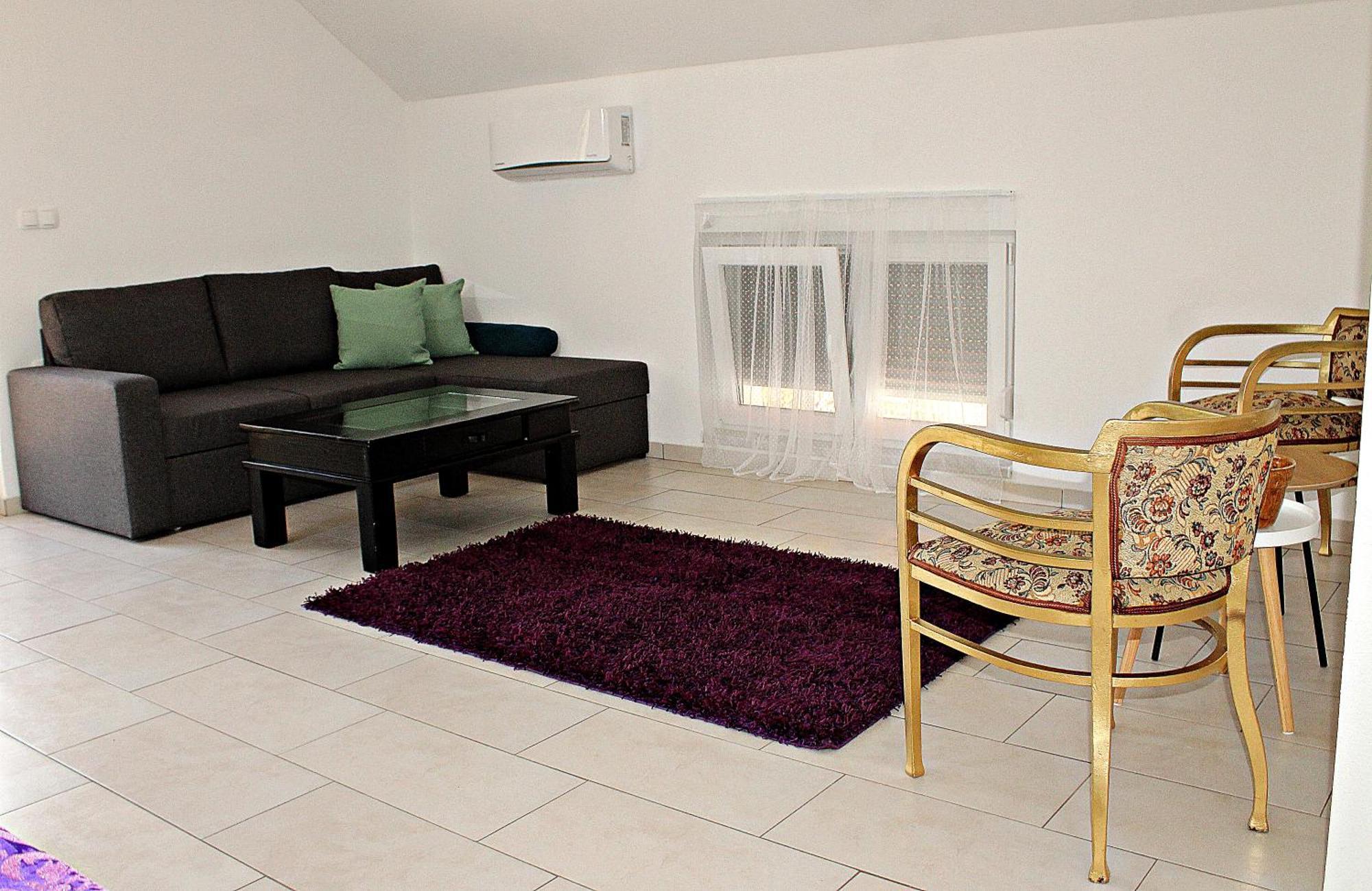 Yosefsfeld Bed & Breakfast Kutjevo Bilik gambar